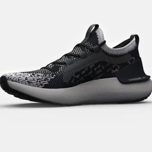 Men's UA HOVR™ Phantom 3 SE Elevate Running Shoes